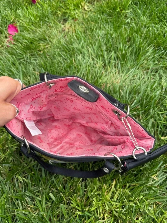 Lot 2 Vintage Collectible Embellished Barbie Purses - Picture 3 of 12